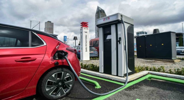 Türkiyede elektrikli otomobile geçiş hızlandı, satışlar her ay artıyor