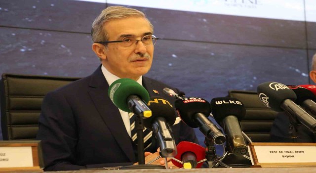 Türkiyenin en büyük savaş gemisi Deniz Kuvvetleri Komutanlığına teslim ediliyor