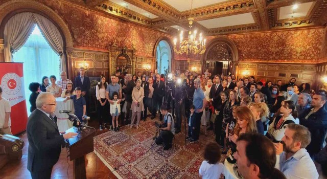 Türkiyenin Washington Büyükelçiliğinde 23 Nisan kutlaması