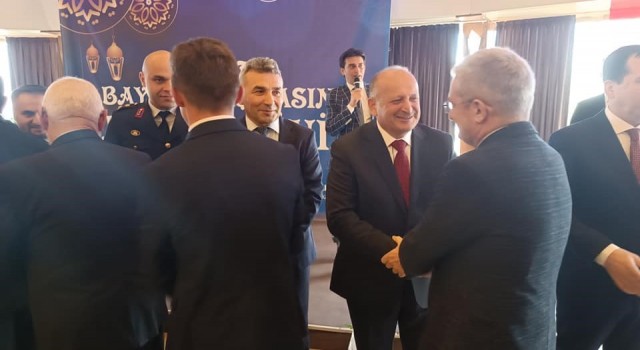 Ünyede bayram geleneği bozulmadı