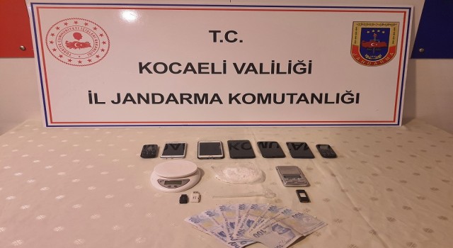 Uyuşturucu operasyonunda 150 gram metamfetamin ele geçirildi