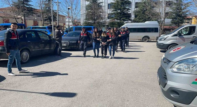 Uyuşturucu tacirlerine yönelik operasyonda 2 kişi tutuklandı