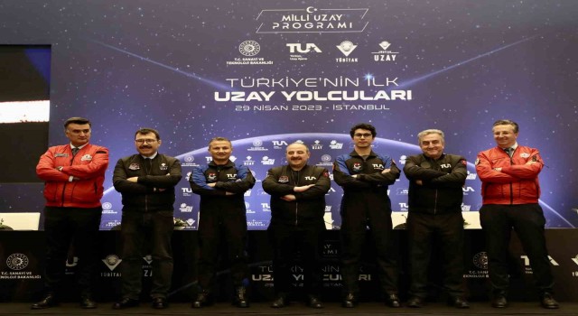 Uzay yolcuları zorlu testlerden başarıyla geçti