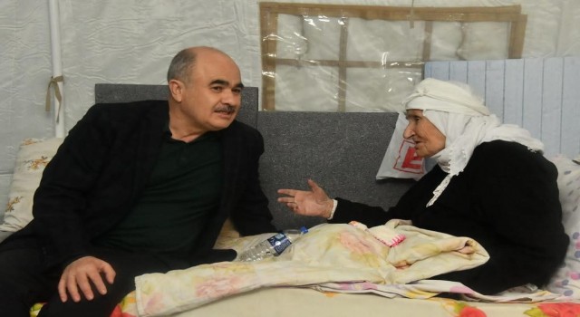 Vali Dağlıdan Samsunlulara deprem teşekkürü: Takdire şayandı