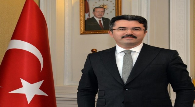 Vali Memişten kutlama mesajı