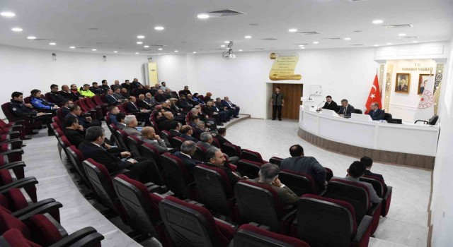 Vali Tuncay Akkoyun, mahalle muhtarlarıyla bir araya geldi