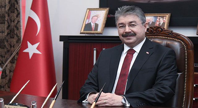 Vali Yılmaz, “Şehitler haftası”nı kutladı