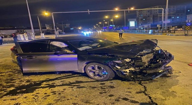 Vanda trafik kazası: 3 yaralı