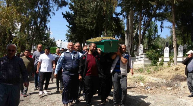 Yangında hayatını kaybeden minik Egemen ve Nevzat 23 Nisanda toprağa verildi