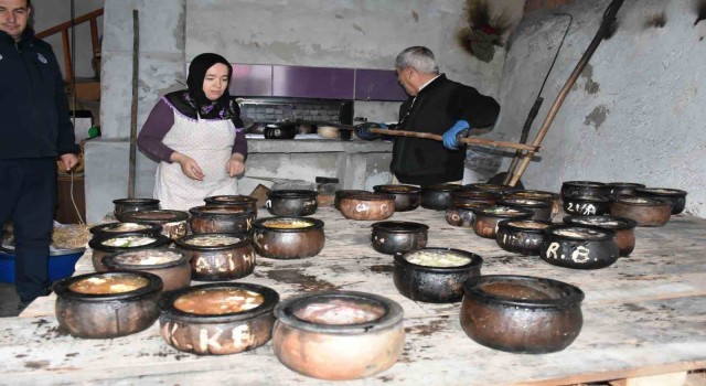 Yapımı 8 saat sürüyor, hazır olunca kaleden davul çalınıyor
