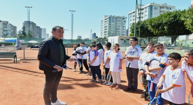 Yenişehir Belediyesi depremzede çocukları spor kurslarıyla destekliyor