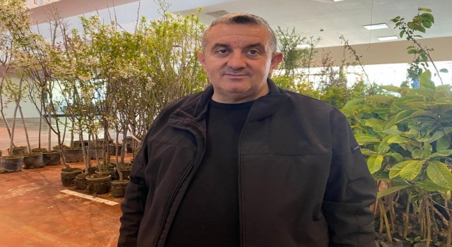 Yöresel Ürünler Fuarında depremzede esnafa destek