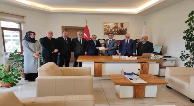 Yozgatta din görevlileri maaşlarını depremzedelere bağışladı