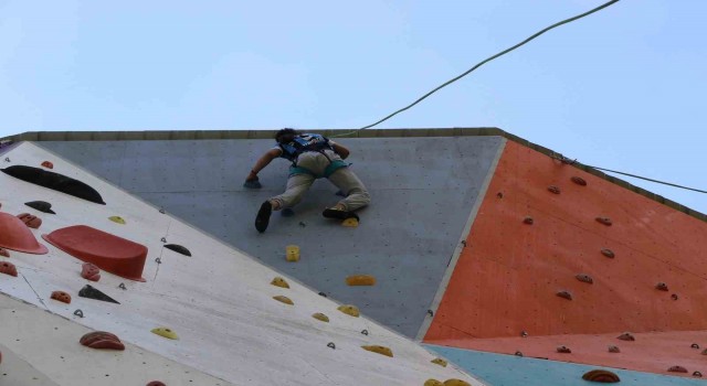 Zirvede heyecan yaşayan sporcular, Aydını temsil edecek