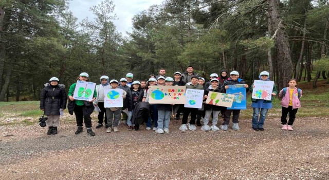 1 Eylül İmam Hatip Ortaokulu öğrencilerinden “Doğanın Sesine Kulak Ver” projesi