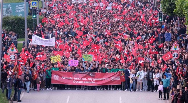 19 Mayısta binlerce kişi İkinci Yüzyıla yürüdü