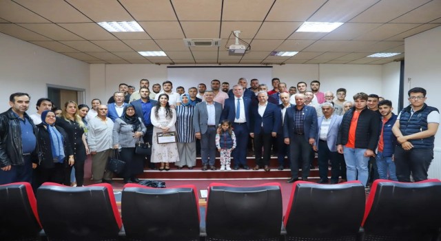 27 Mayıs darbesinin 63. yılında ünlü tarihçi Prof. Dr. Akkoyunun anlattıkları dinleyenleri duygulandırdı