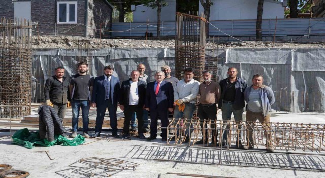 30 Ağustos İş Merkezi ve Zanaat Çarşısı inşaatındaki çalışmaları inceledi