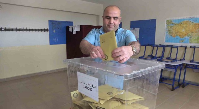 670 merkez nüfusuyla Türkiyenin en küçük ilçeleri arasında yer alan Çelebide seçim heyecanı