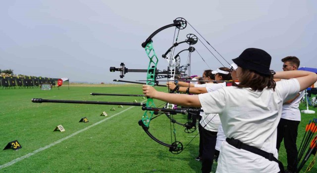 770 sporcu Okullar Arası Okçuluk Türkiye Şampiyonasında yarıştı