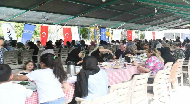 Adanada 4 milletten 250 anne buluştu
