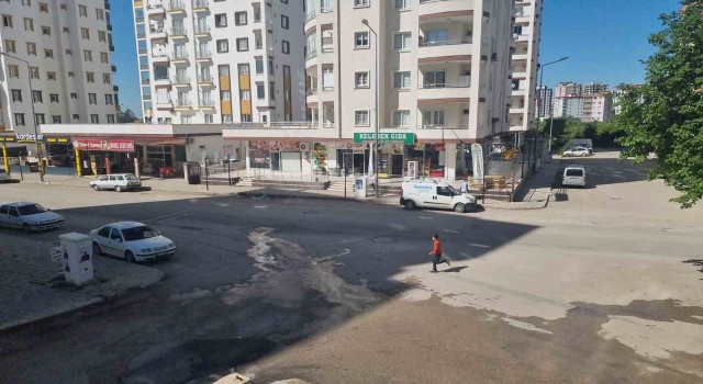 Adanada 4.3 büyüklüğünde deprem