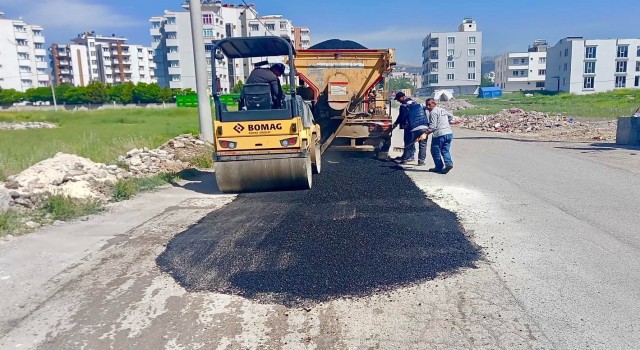 Adıyamanda yıpranan yollar onarılıyor
