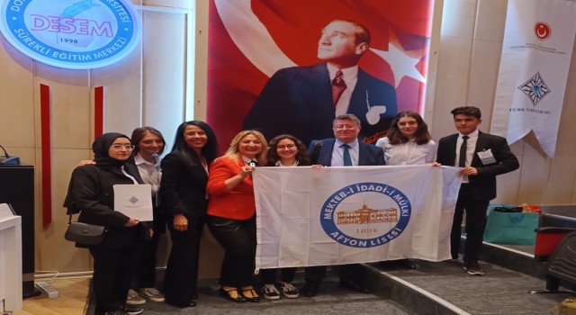 Afyon Lisesi öğretmen ve öğrencileri ‘İzmir İktisat Kongresinin 100. Yıldönümünde panel gerçekleştirdi