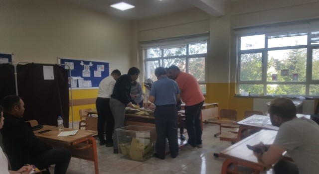 Afyonkarahisarda oy verme işlemi sona erdi