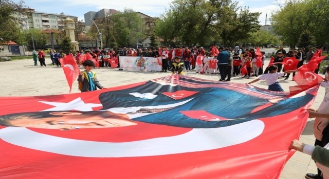 Ağrıda Gençlik Haftası kutlamaları başladı