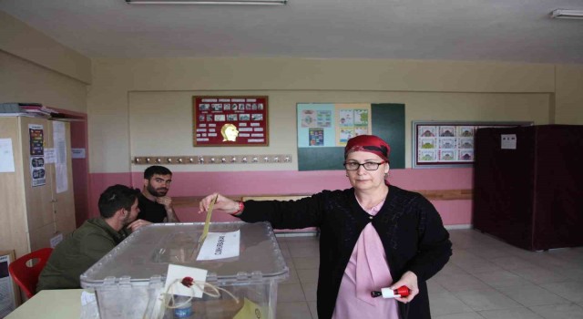 Ahlattaki Ahıska Türkleri oylarını kullandı