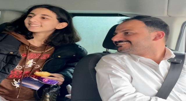 AK Parti Erzurum Milletvekili Adayı Gökberk Kocaaliler, seçim çalışmalarında farklı bir yönteme başvurdu