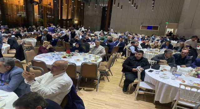 AK Parti, Eyüpsultanda Doğu-Güneydoğu kanaat önderleriyle buluştu