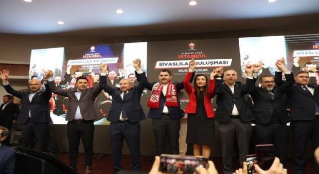 AK Parti İstanbul Milletvekili Adayı Erdem ve Eminmollaoğlu Ümraniyede Sivaslılar ile buluştu