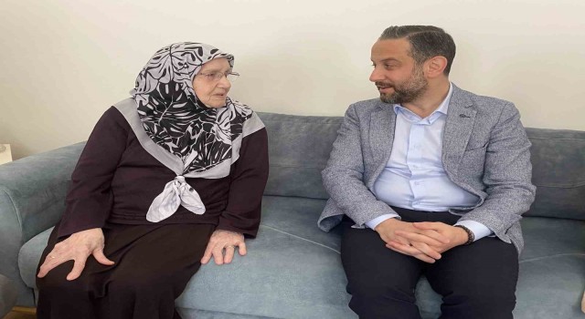 AK Parti İstanbulda da şehit annelerini unutmadı