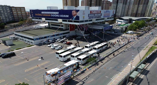 AK Parti İstanbuldan Anadoluya 1000 otobüs