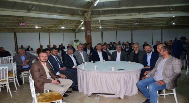 AK Parti Kütahya Milletvekili Adil Biçer Gedizde sanayicilerle buluştu