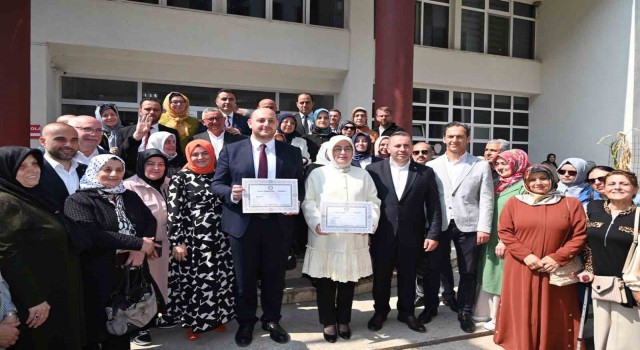 AK Parti Yalova milletvekilleri mazbatalarını aldı