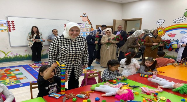 AK Partili aday Tuğba Işık Ercan: 14 Mayıstan sonra hizmetlere en güzel şekilde devam edeceğiz”
