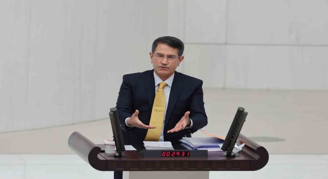 AK Partili Canikli: “7li masa mutabakat metni, taahhütleriyle ulus devletini tehdit ediyor”