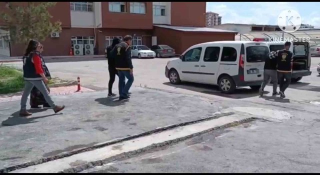 Aksarayda oto hırsızlığına karışan 2 kişi tutuklandı