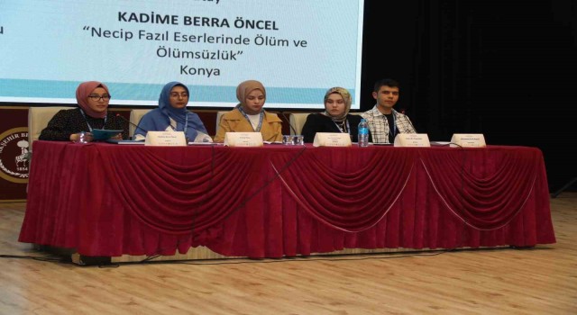 Akşehirde Necip Fazıl Kısakürek vefatının 40. yıl dönümünde anıldı