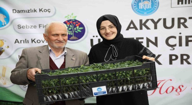 Akyurt Belediyesinin çiftçilere desteği devam ediyor