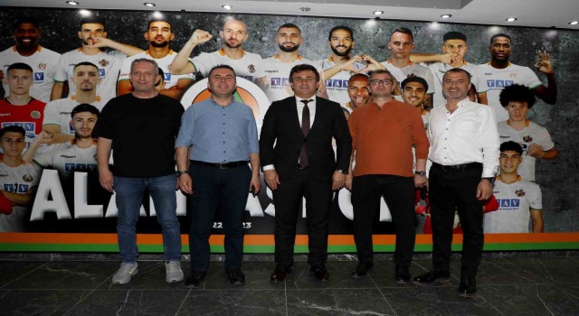 Alanyaspor- Konyaspor karşılaşmasını eğitim camiası ücretsiz izleyecek