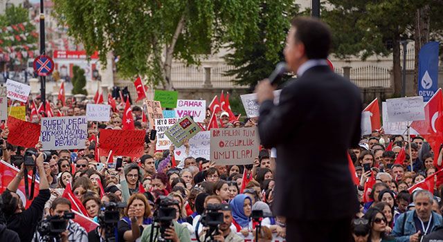 Ali Babacan: İnanın, bu ülke sizlerin hayalindeki ülke olacak