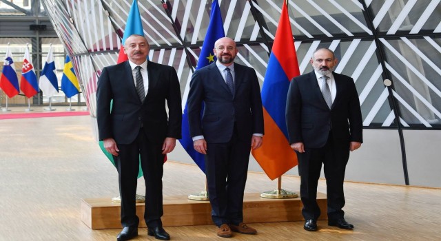 Aliyev, Michel ve Paşinyandan Brükselde üçlü zirve