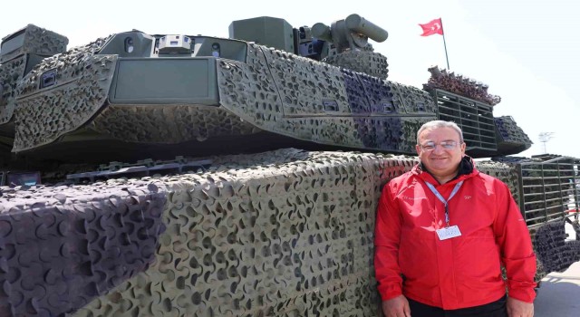 Altay tankı, TEKNOFEST-2023te vatandaşlarla buluştu