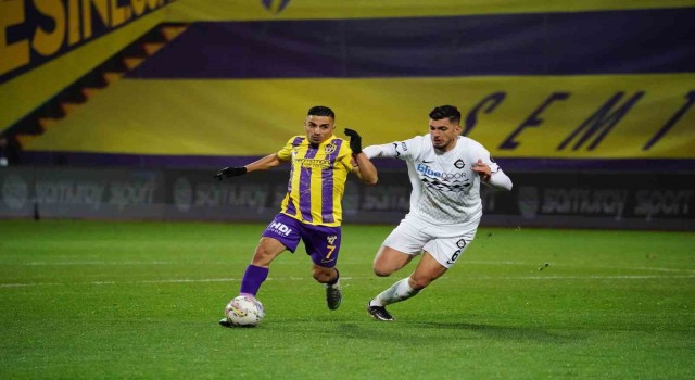 Altaylı Ceyhun Gülselamdan 6 gole doğrudan katkı