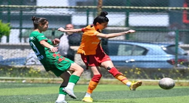 Amedspor Kadın Futbol Takımı play-offa veda etti