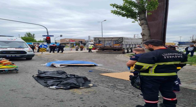 Anneanne ve torun tır çarpması sonucu hayatını kaybetti